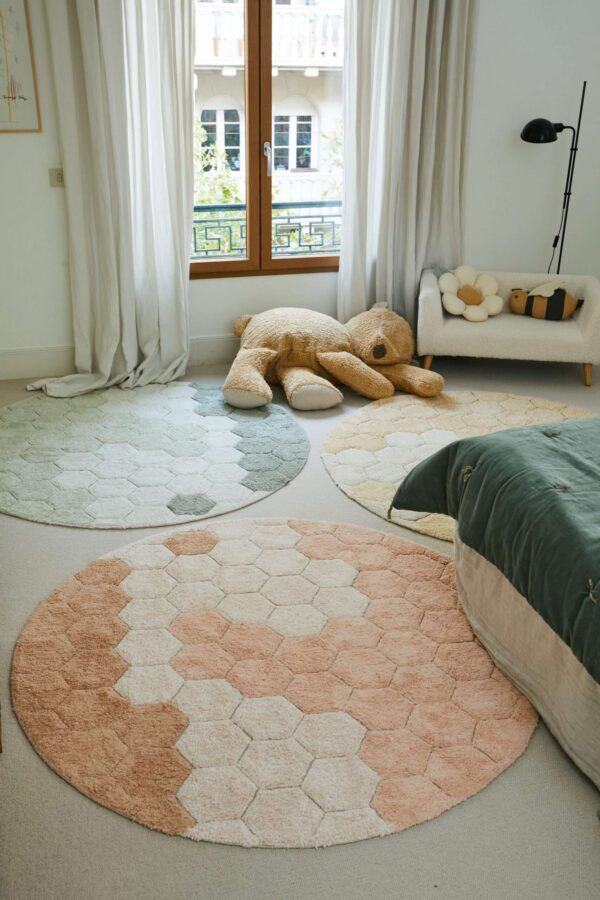 Lorena Canals - HoneyComb
